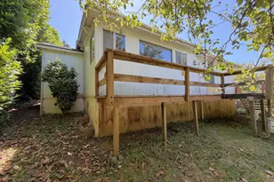 781 N 8th St, Coos Bay, OR 97420 - Photo 7