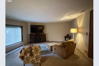 87511 Tiernan Rd, Mapleton, OR 97453 - Photo 9