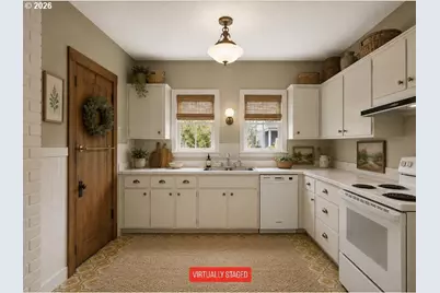 1447 Sherman Ave, North Bend, OR 97459 - Photo 21