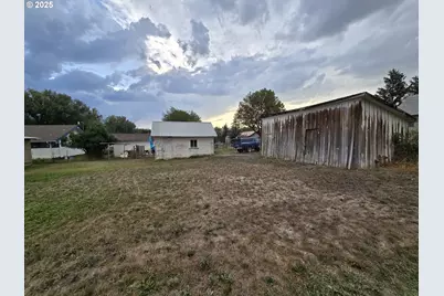 515 W Main St, Enterprise, OR 97828 - Photo 5