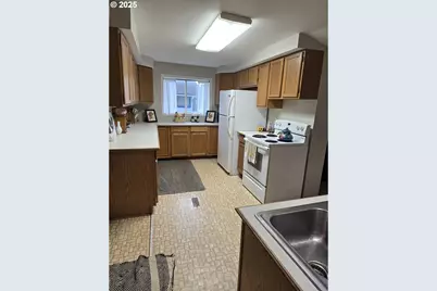 515 W Main St, Enterprise, OR 97828 - Photo 11