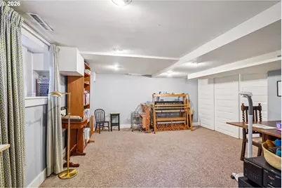 2647 SW Montgomery Dr, Portland, OR 97201 - Photo 41