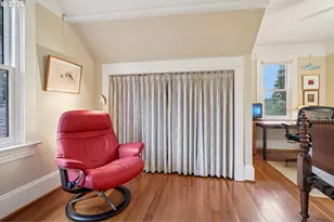 2647 SW Montgomery Dr, Portland, OR 97201 - Photo 33