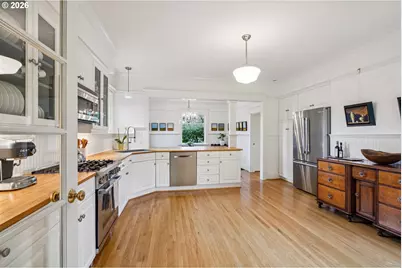 2647 SW Montgomery Dr, Portland, OR 97201 - Photo 17