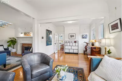 2647 SW Montgomery Dr, Portland, OR 97201 - Photo 13