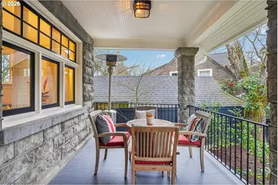 2647 SW Montgomery Dr, Portland, OR 97201 - Photo 5