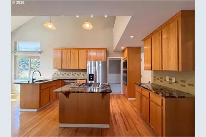 5880 SE Snowberry Ct, Hillsboro, OR 97123 - Photo 7