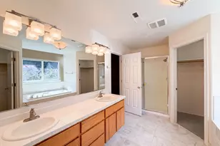 5880 SE Snowberry Ct, Hillsboro, OR 97123 - Photo 17