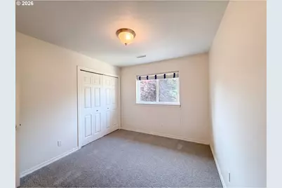 5880 SE Snowberry Ct, Hillsboro, OR 97123 - Photo 13