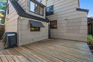 3455 NE 33rd Pl, Portland, OR 97212 - Photo 41