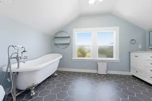 5616 NE Garfield Ave., Portland, OR 97211 - Photo 25