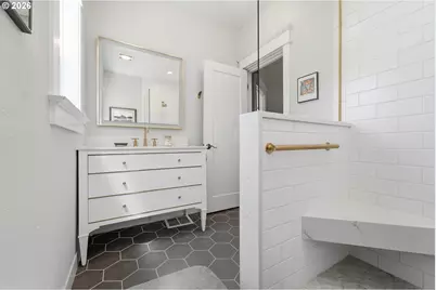 5616 NE Garfield Ave, Portland, OR 97211 - Photo 21