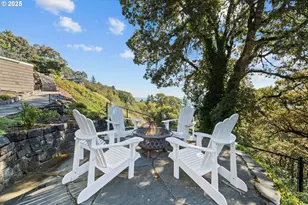 2088 Crest Dr, Lake Oswego, OR 97034 - Photo 43