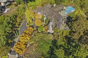 2088 Crest Dr, Lake Oswego, OR 97034 - Photo 7