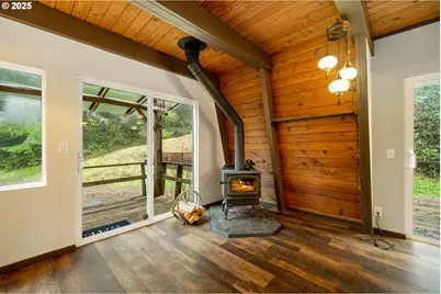 9335 NE 21st Ave, Rockaway Beach, OR 97136 - Photo 3