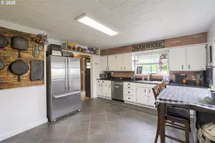 76830 Schroeder Rd, Clatskanie, OR 97016 - Photo 3