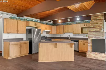 53874 Fishtrap Rd, Myrtle Point, OR 97458 - Photo 13