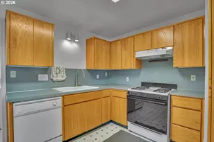 234 NE Grant St, Hillsboro, OR 97124 - Photo 11