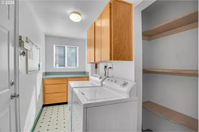 234 NE Grant St, Hillsboro, OR 97124 - Photo 21