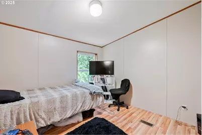 306 Cornwell Ave, Kelso, WA 98626 - Photo 17