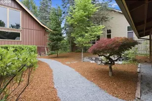 837 NE 67th Ave, Hillsboro, OR 97124 - Photo 27