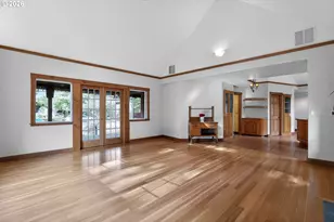 837 NE 67th Ave, Hillsboro, OR 97124 - Photo 7