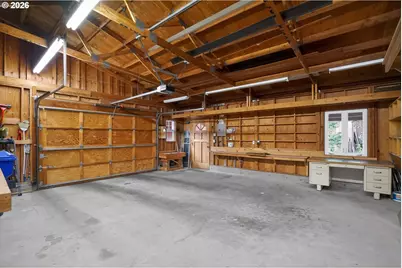 837 NE 67th Ave, Hillsboro, OR 97124 - Photo 33