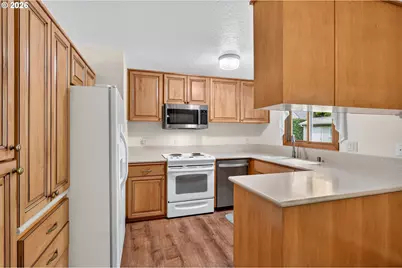 9016 NE 11th St, Vancouver, WA 98664 - Photo 11