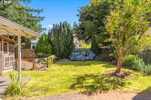 1834 SE Ellis St, Portland, OR 97202 - Photo 23