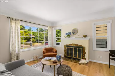 1834 SE Ellis St, Portland, OR 97202 - Photo 5
