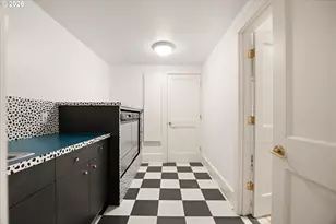 5406 SW Woods Ct, Portland, OR 97221 - Photo 21