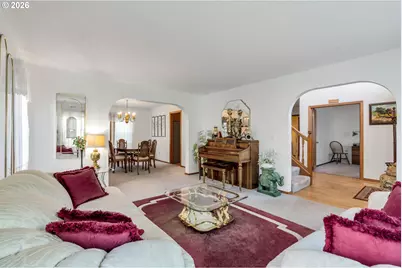 13455 SW Angora Ln, Beaverton, OR 97008 - Photo 9