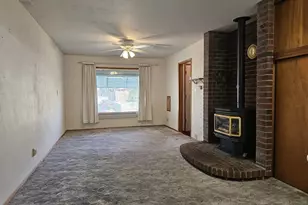 3218 SW Isaac Ave, Pendleton, OR 97801 - Photo 5