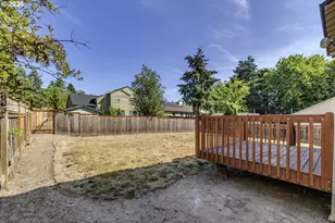 165 NE Cory St, Hillsboro, OR 97124 - Photo 33