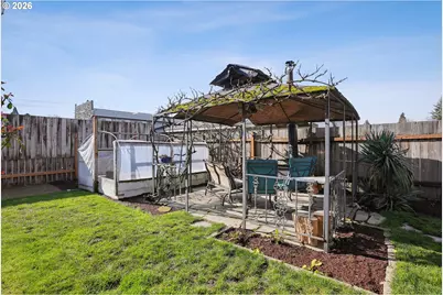 2740 Stark St, Eugene, OR 97404 - Photo 33