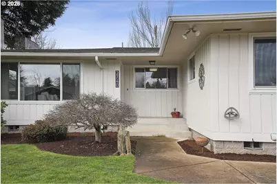 2740 Stark St, Eugene, OR 97404 - Photo 5