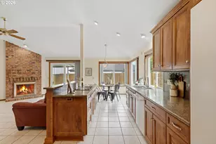 16105 NW Somerset Dr, Beaverton, OR 97006 - Photo 13