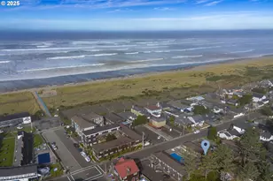 2233 Beach Dr, Seaside, OR 97138 - Photo 17