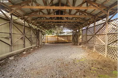 7035 N Catlin Ave, Portland, OR 97203 - Photo 29