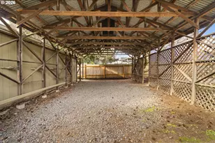 7035 N Catlin Ave, Portland, OR 97203 - Photo 29