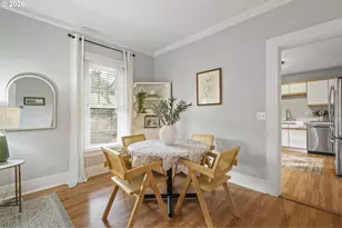 7035 N Catlin Ave, Portland, OR 97203 - Photo 9