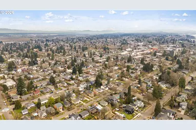 7035 N Catlin Ave, Portland, OR 97203 - Photo 31