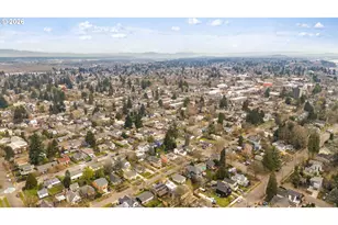 7035 N Catlin Ave, Portland, OR 97203 - Photo 31