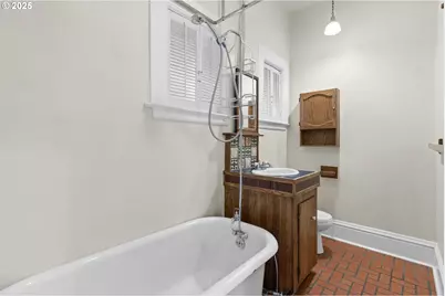 4145 S Corbett Ave, Portland, OR 97239 - Photo 21