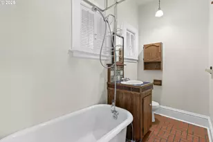 4145 S Corbett Ave, Portland, OR 97239 - Photo 21