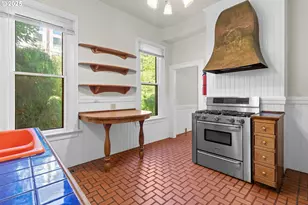 4145 S Corbett Ave, Portland, OR 97239 - Photo 13