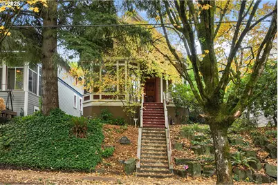 4145 S Corbett Ave, Portland, OR 97239 - Photo 1