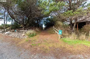 5670 Jasmine Ave, Cloverdale, OR 97112 - Photo 37