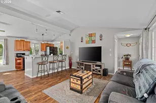 11809 SE 7th St, Vancouver, WA 98683 - Photo 3