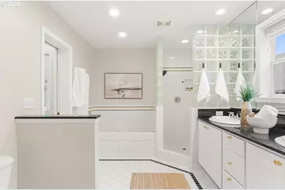 2622 SW Davenport Ct, Portland, OR 97201 - Photo 29